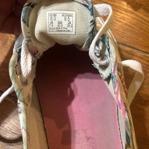 Vans Womens Size 9.5 Hawaiian Tropical White Floral Print Low Top Shoes - Picture 4 of 9